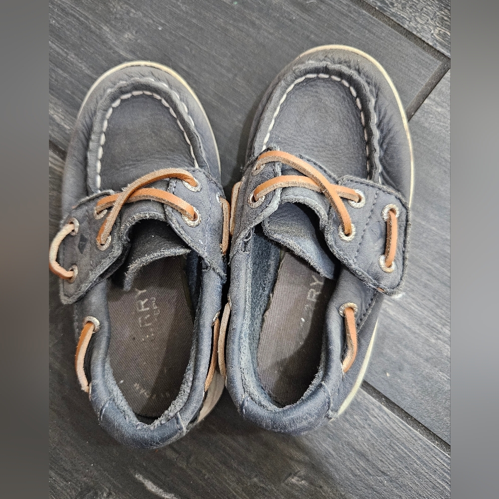 Sperry grey boat shoes toddler size 7.5